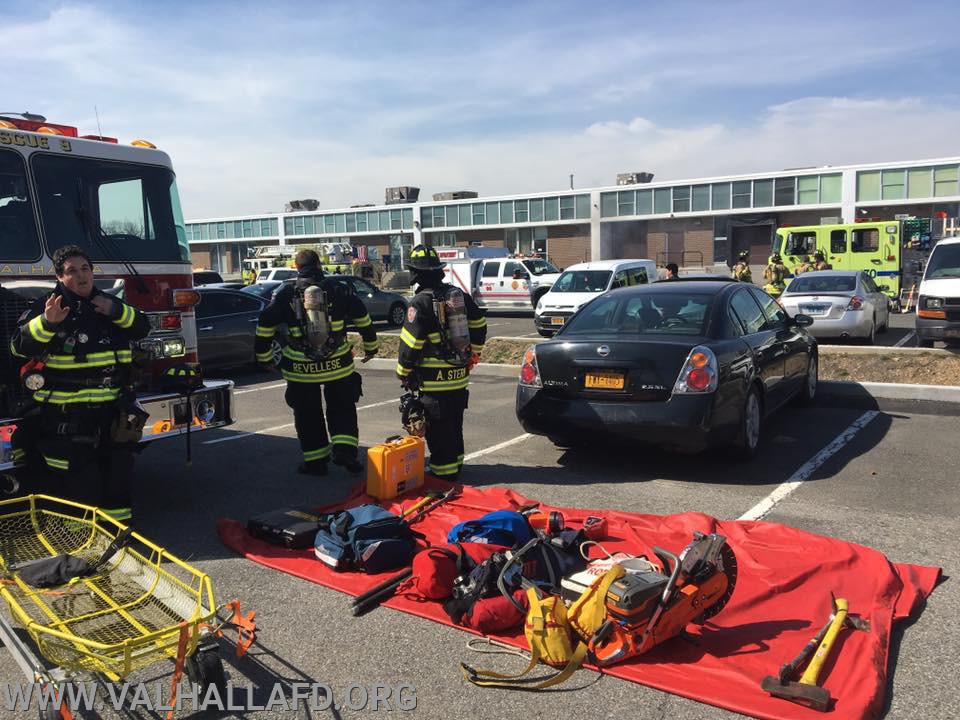 Elmsford 
Executive Blvd