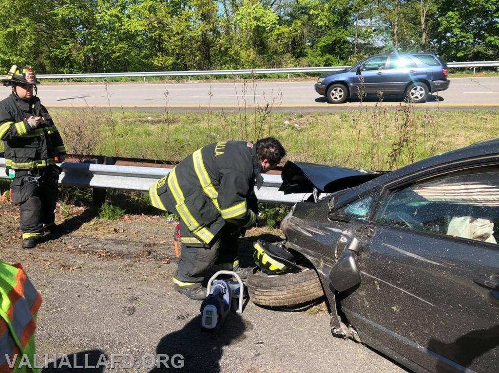 One Car MVA Slows Down the Sprain Brook Parkway Valhalla Fire Department